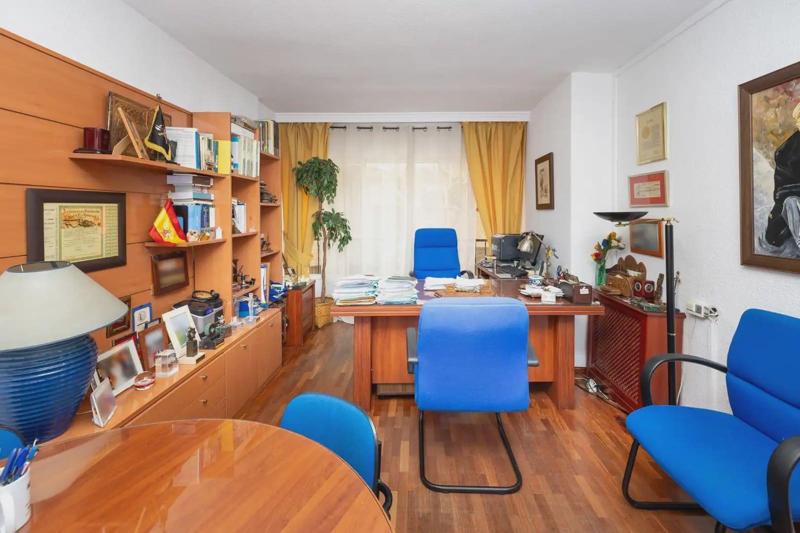 Flat for sale in Granada city with garage - € 374,900 (Ref: 9837236)
