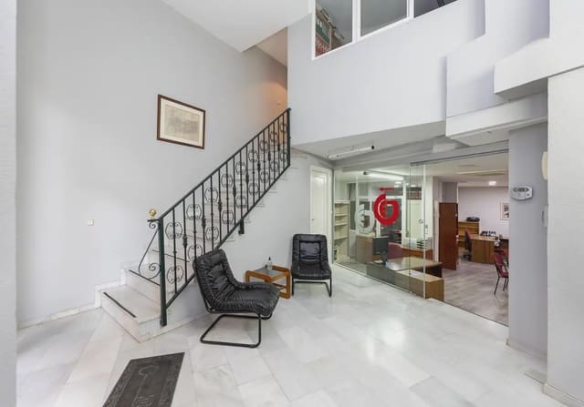 Gewerbe zu verkaufen in Figares, Granada Stadt - 184.900 € (Ref: 9837237)