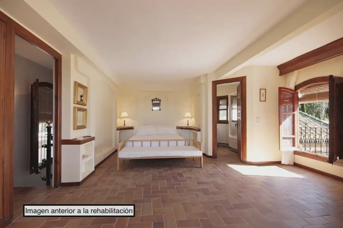 Villa for sale in Albolote with pool garage - € 550,000 (Ref: 9837238)