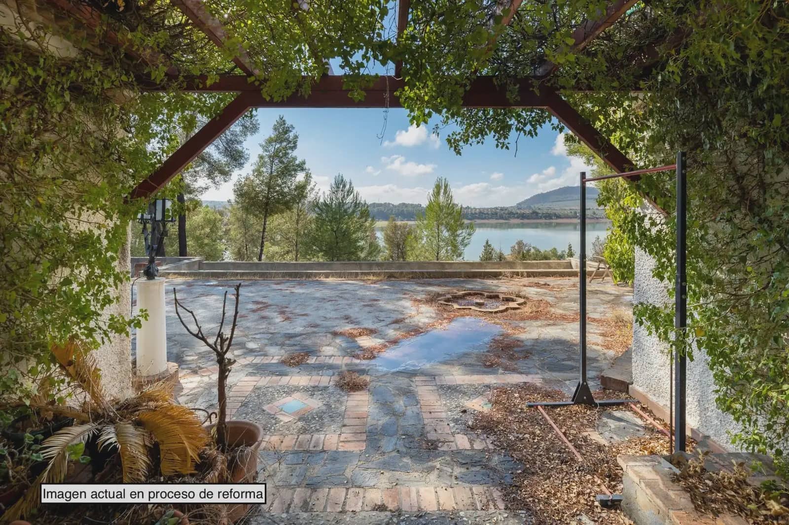 Villa for sale in Albolote with pool garage - € 550,000 (Ref: 9837238)