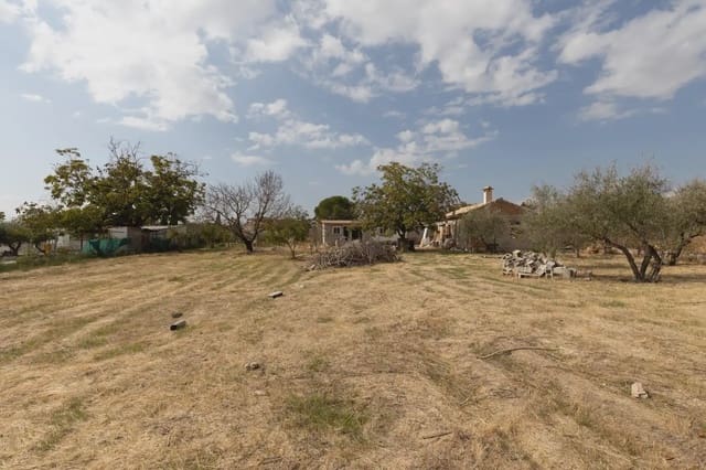 Finca/Herregård til salgs i Peligros - € 169 000 (Ref: 9837241)