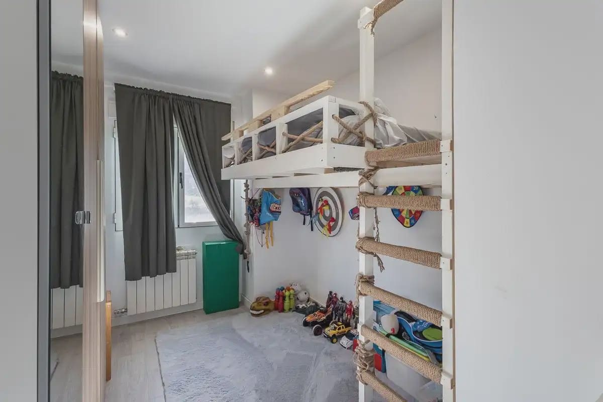 Omakotitalo myytävänä paikassa Monachil mukana 
autotalli - 240 000 € (Ref: 9837242)