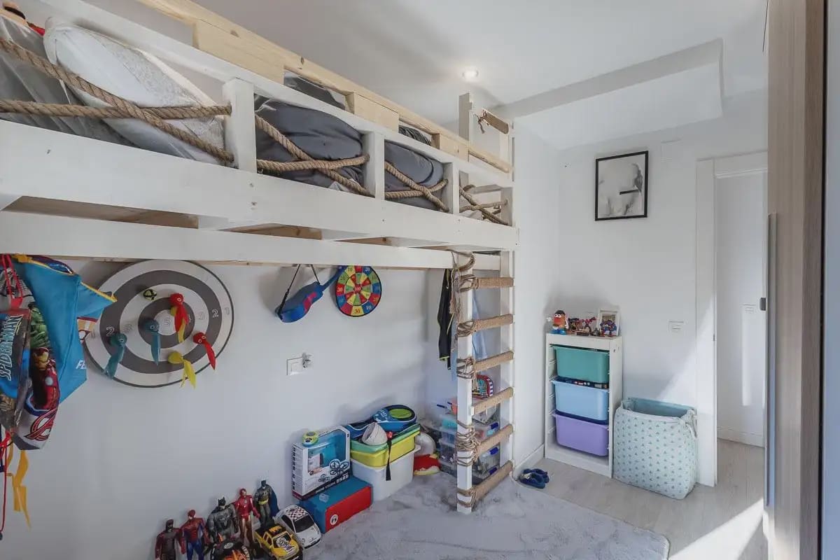 Omakotitalo myytävänä paikassa Monachil mukana 
autotalli - 240 000 € (Ref: 9837242)