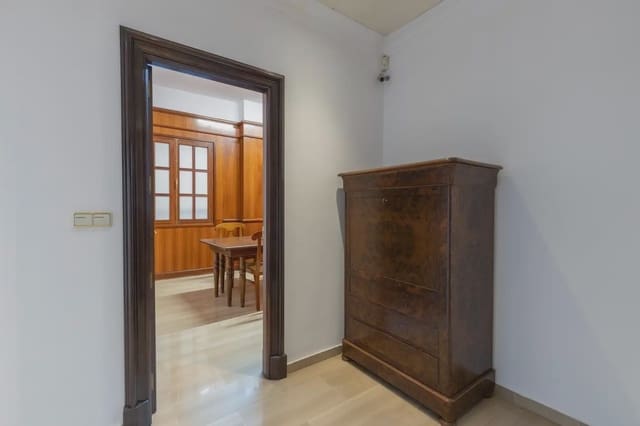 Erhverv til salg i San Matías - Realejo, Granada by - € 1.350.000 (Ref: 9837243)