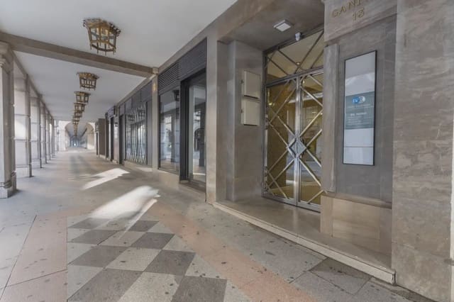 Erhverv til salg i San Matías - Realejo, Granada by - € 1.350.000 (Ref: 9837243)