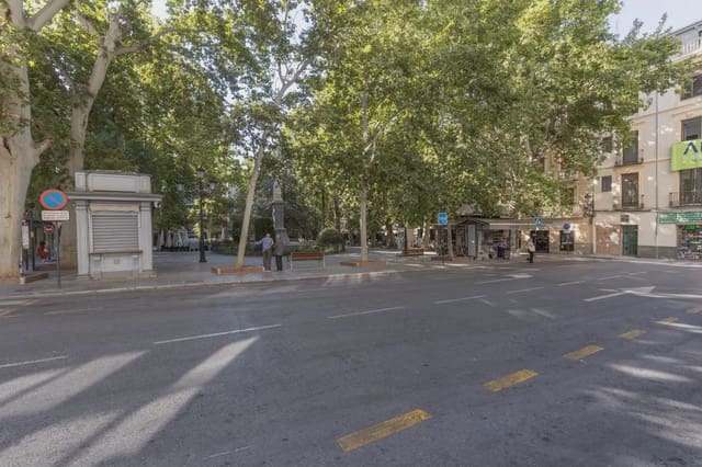 Erhverv til salg i San Matías - Realejo, Granada by - € 1.350.000 (Ref: 9837243)