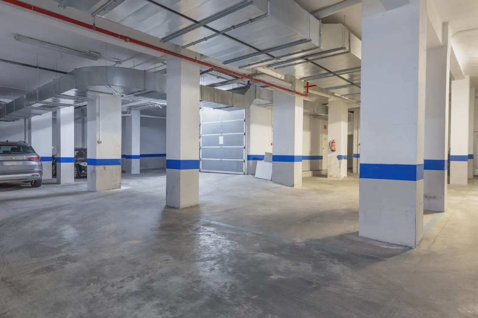 Garage for sale in Granada city - € 30,000 (Ref: 9837245)