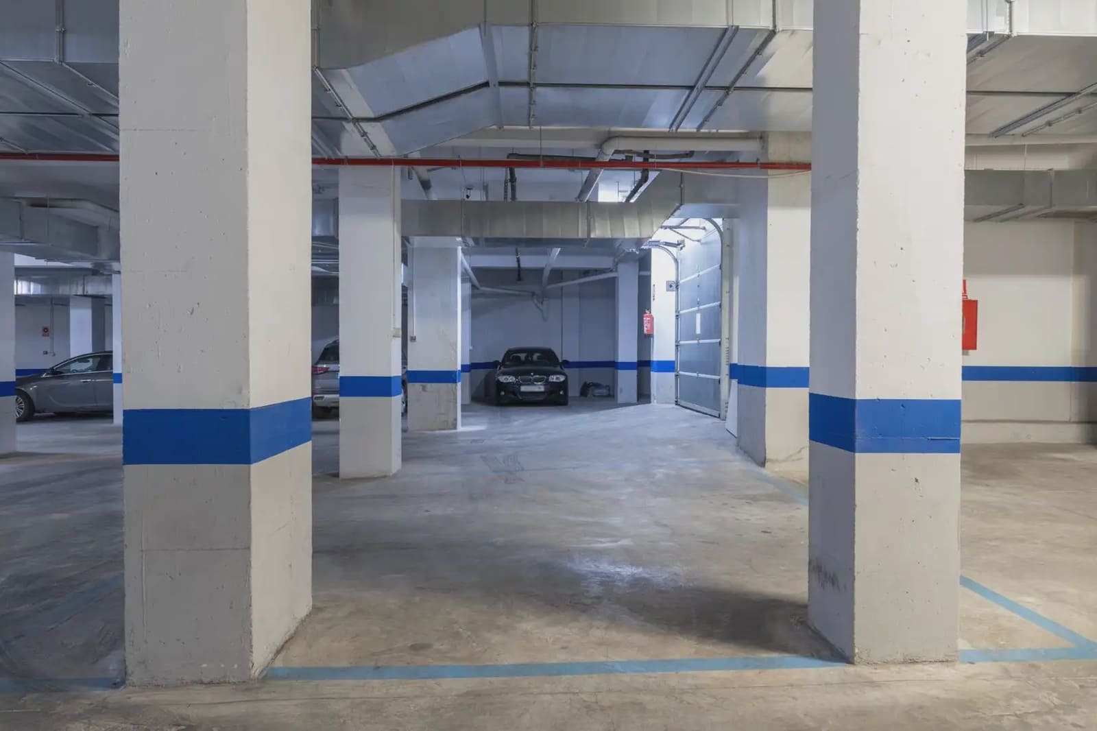 Garage for sale in Granada city - € 30,000 (Ref: 9837245)