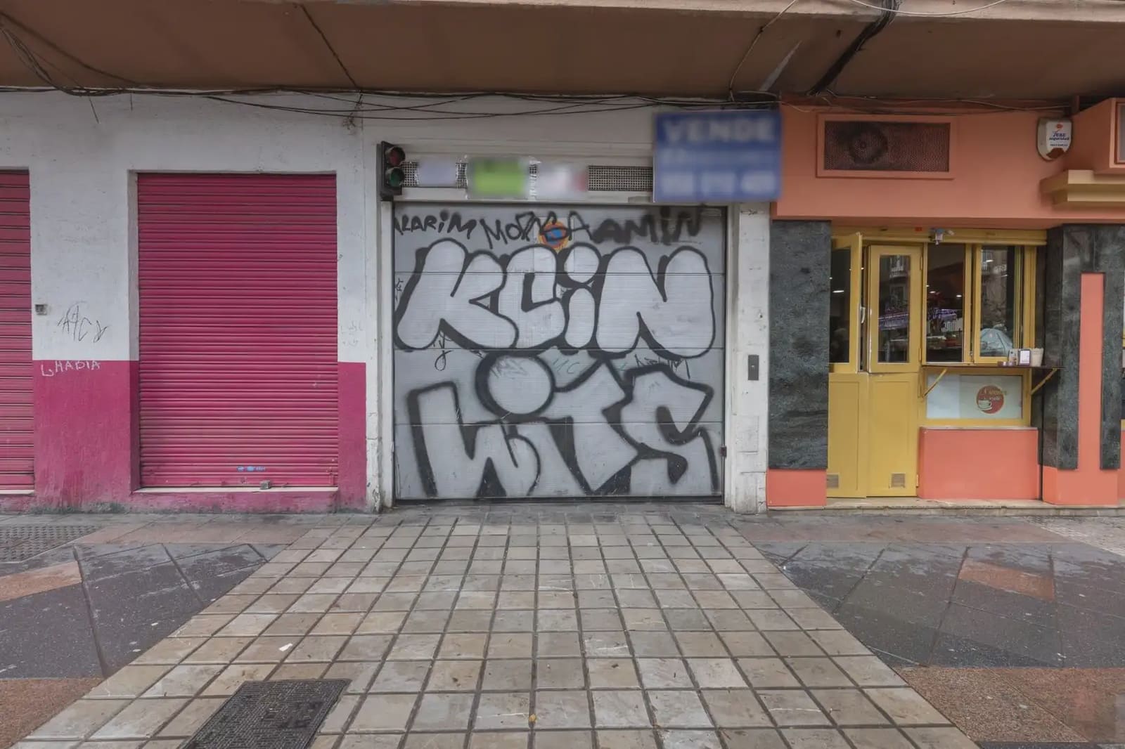 Garage for sale in Granada city - € 30,000 (Ref: 9837245)