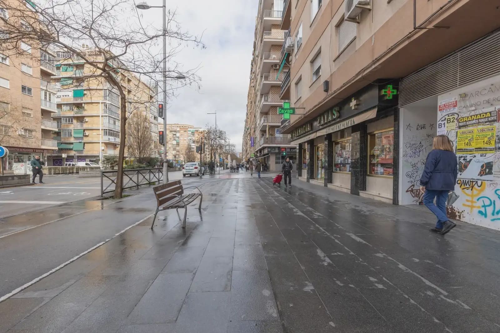 Garage for sale in Granada city - € 30,000 (Ref: 9837245)