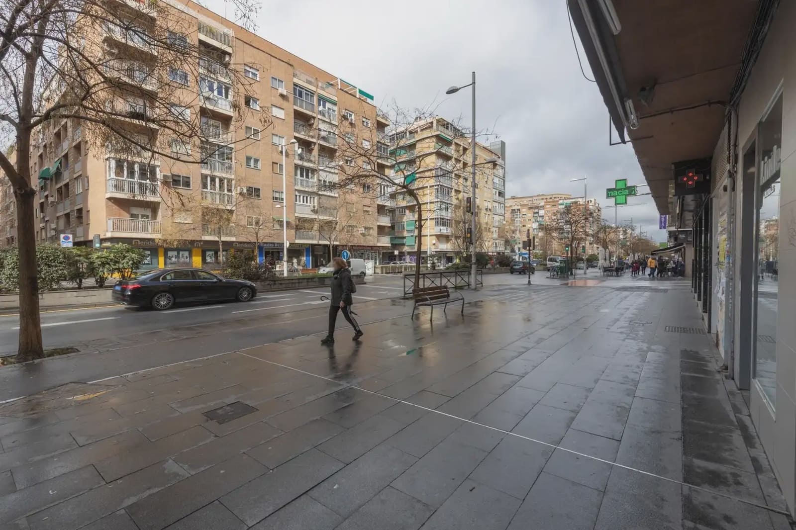 Garage for sale in Granada city - € 30,000 (Ref: 9837245)