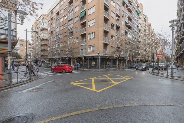 Garage for sale in Camino de Ronda - Rosaleda, Granada city - € 30,000 (Ref: 9837245)