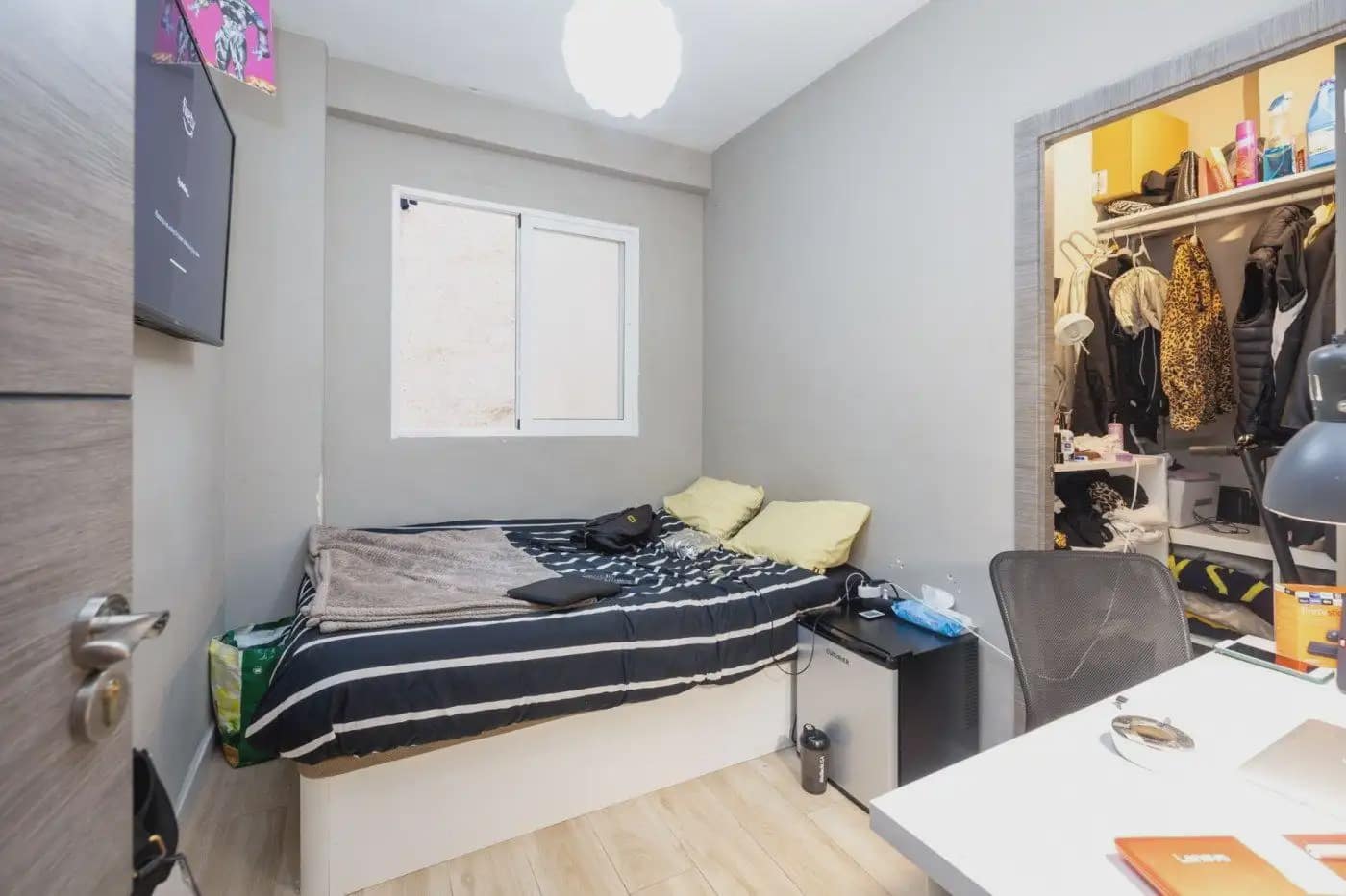 5 bedroom Flat for sale in Granada city - € 330,000 (Ref: 9837246)