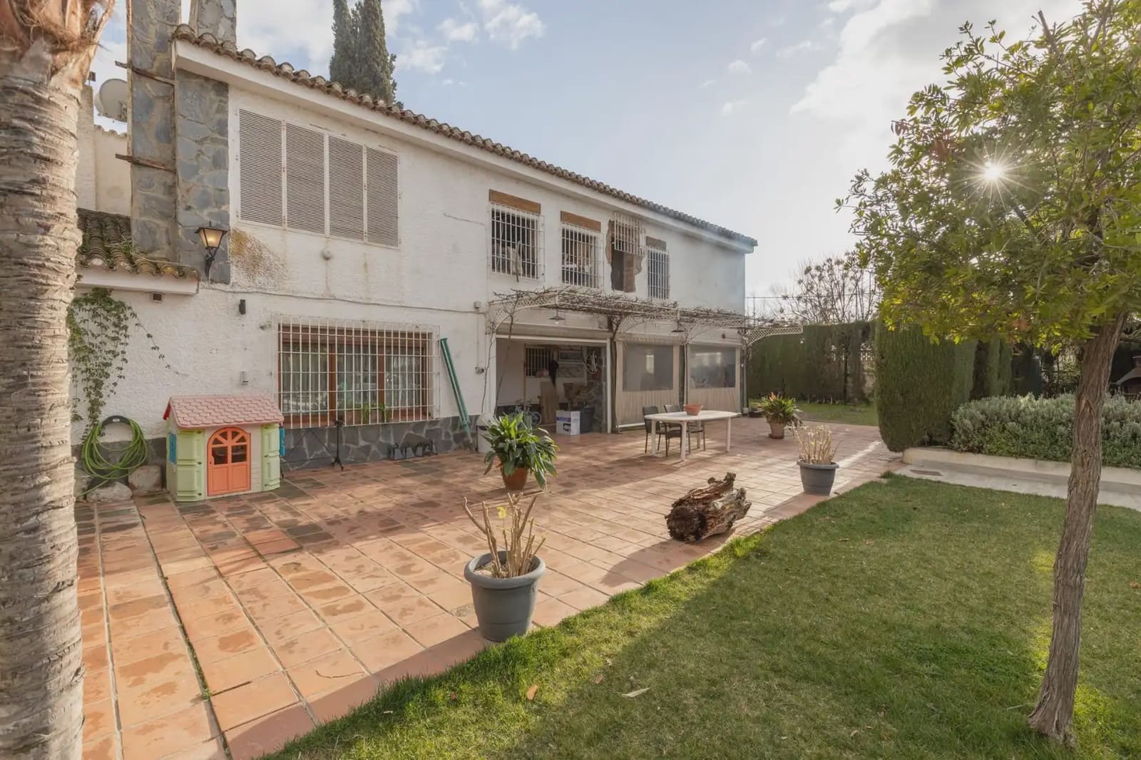 Moradia para venda em Las Gabias com garagem - 415 000 € (Ref: 9837250)