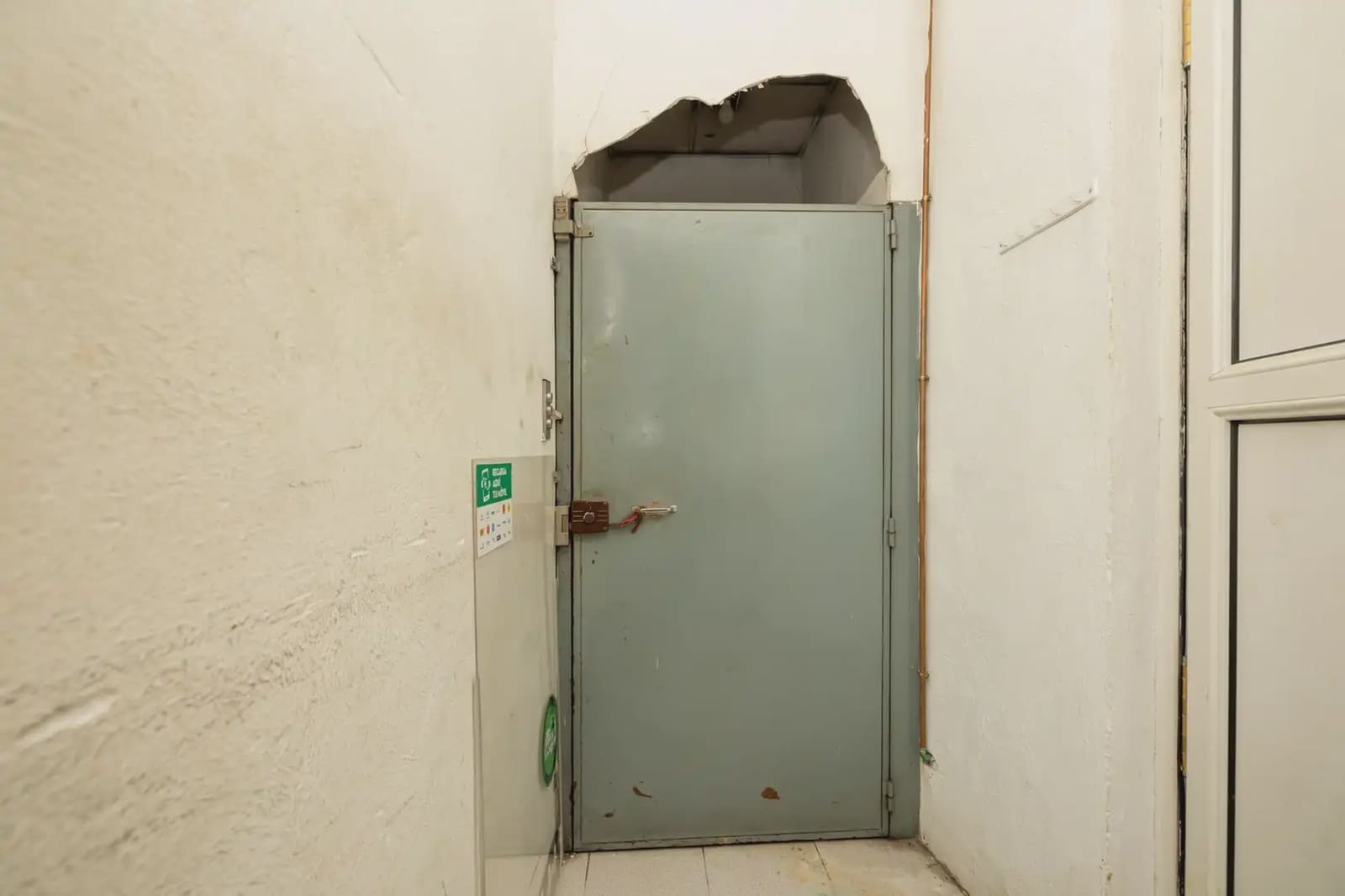 Local Comercial en Gójar en venta - 249.000 € (Ref: 9837256)