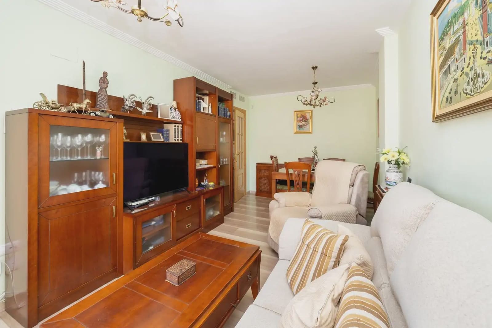 Lägenhet till salu i Granada stad med garage - 385 000 € (Ref: 9837258)
