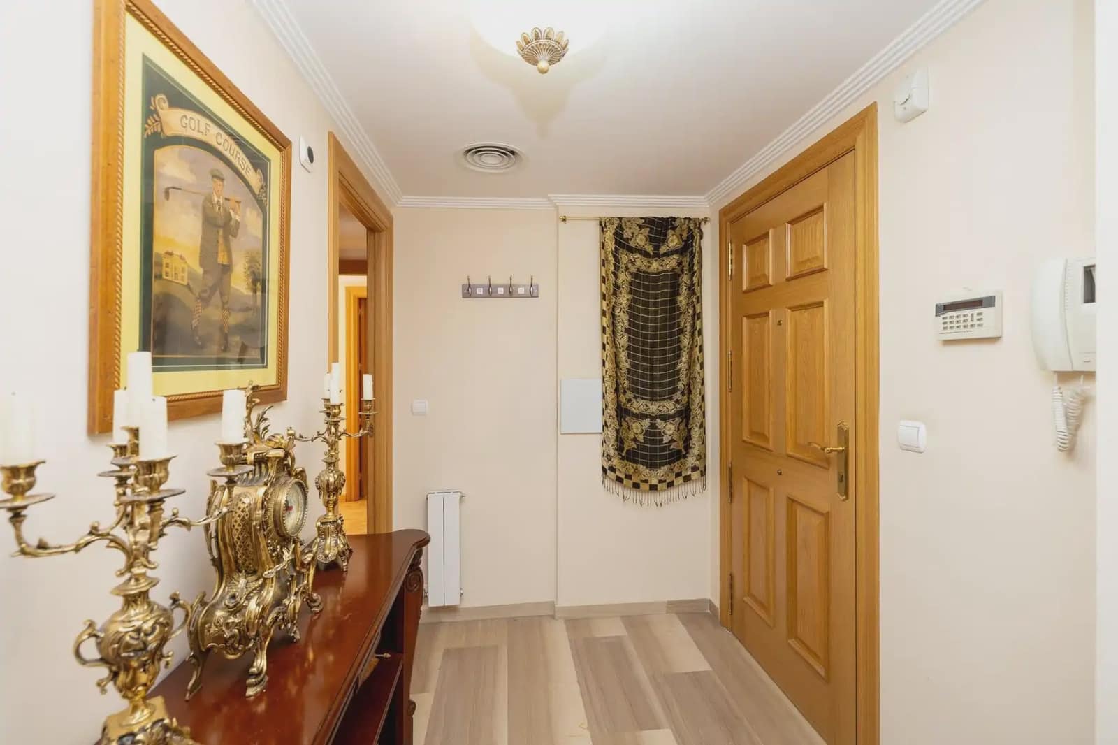 Lägenhet till salu i Granada stad med garage - 385 000 € (Ref: 9837258)