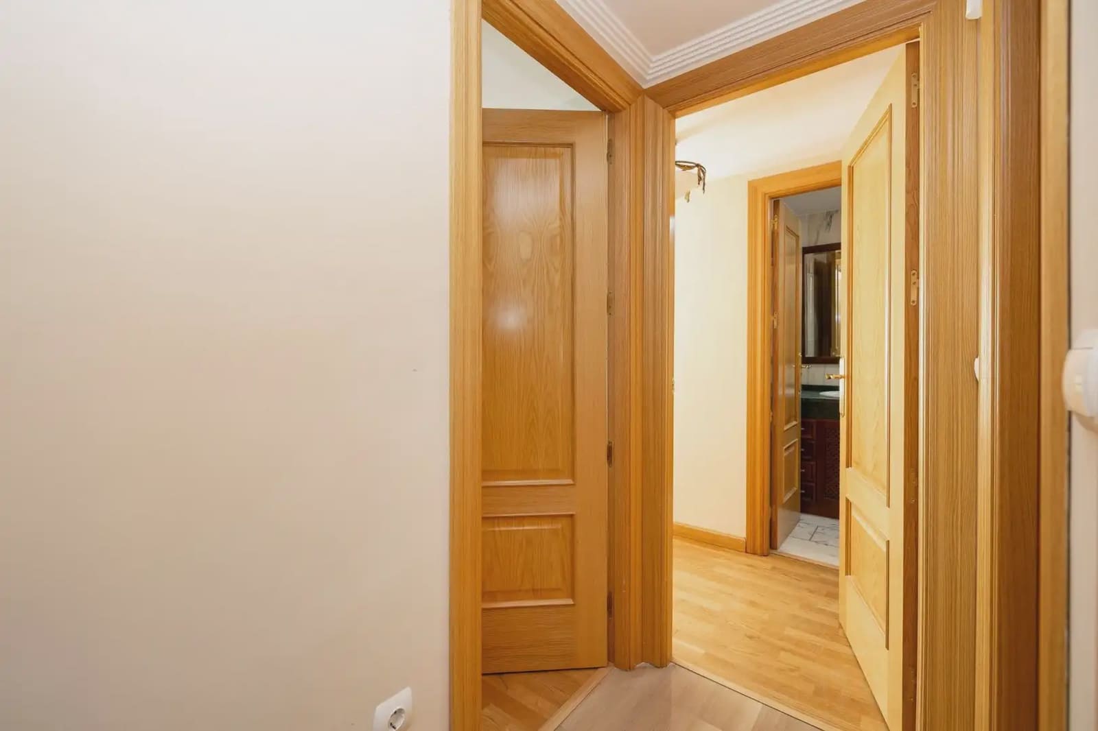 Lägenhet till salu i Granada stad med garage - 385 000 € (Ref: 9837258)