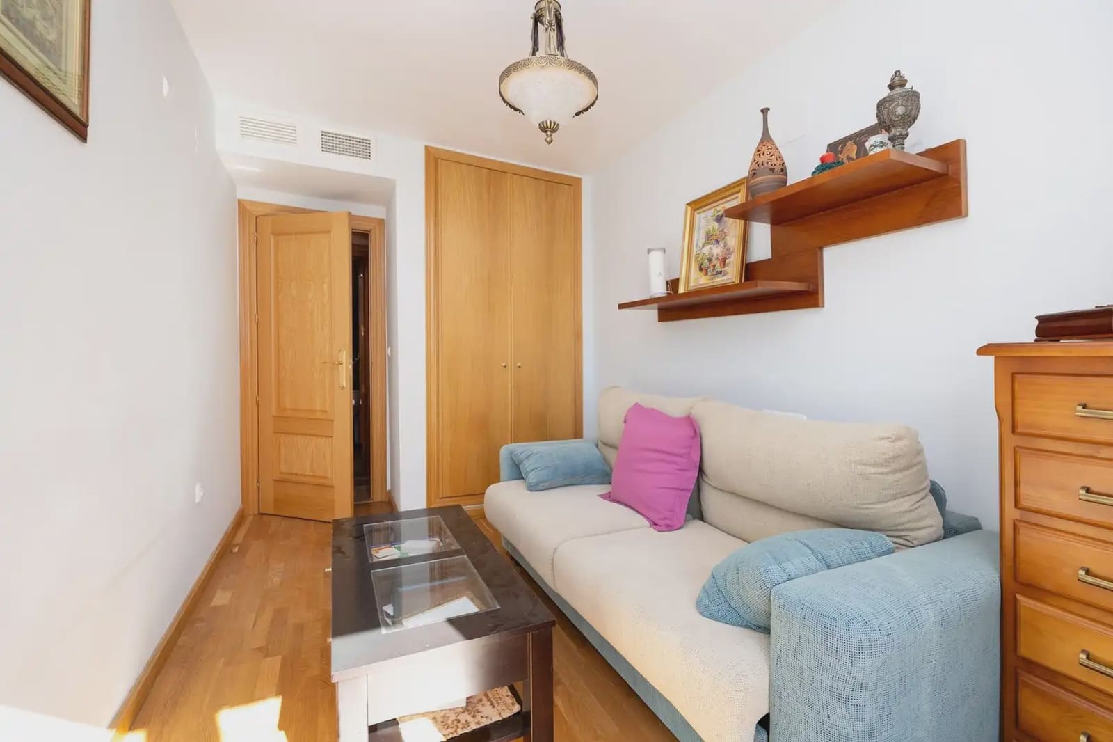 Lägenhet till salu i Granada stad med garage - 385 000 € (Ref: 9837258)