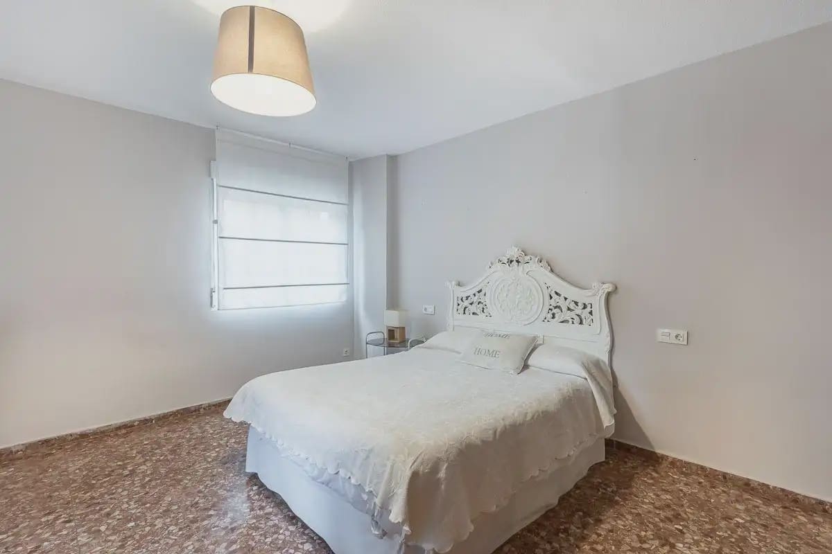 Flat for sale in Almunecar with garage - € 410,000 (Ref: 9837259)