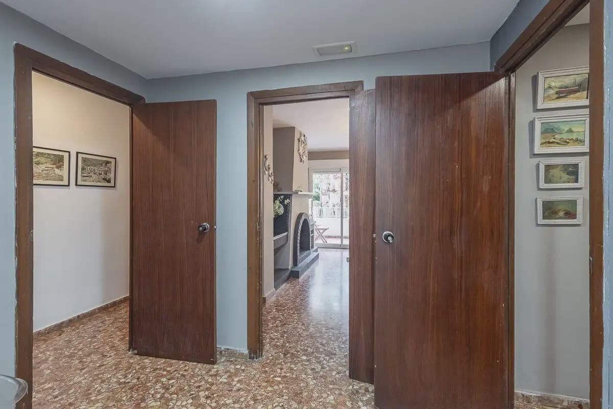 Flat for sale in Almunecar with garage - € 410,000 (Ref: 9837259)