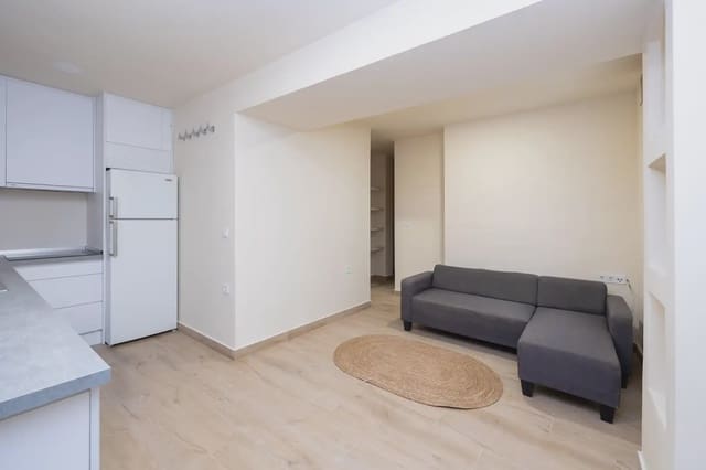 Leilighet til salgs i San Matías - Realejo, Granada by - € 189 000 (Ref: 9837260)