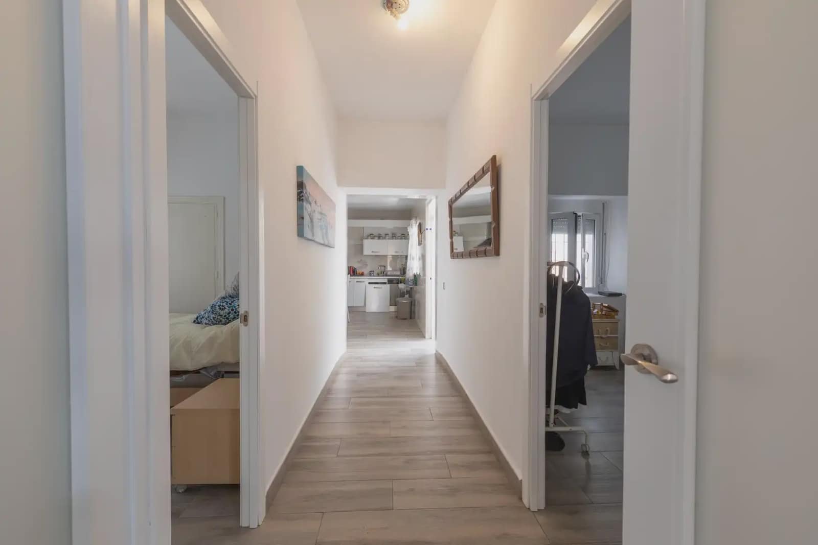 Halfvrijstaande villa te koop in Zafarraya met garage - € 135.000 (Ref: 9837261)