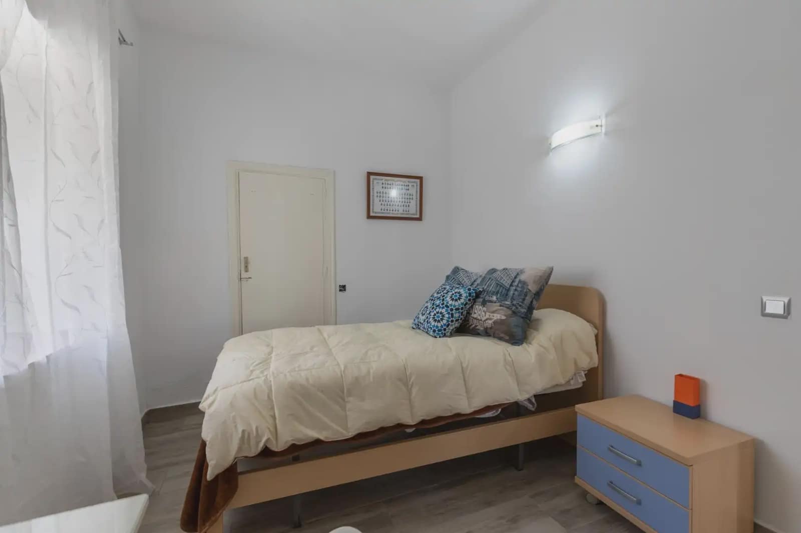 Halfvrijstaande villa te koop in Zafarraya met garage - € 135.000 (Ref: 9837261)