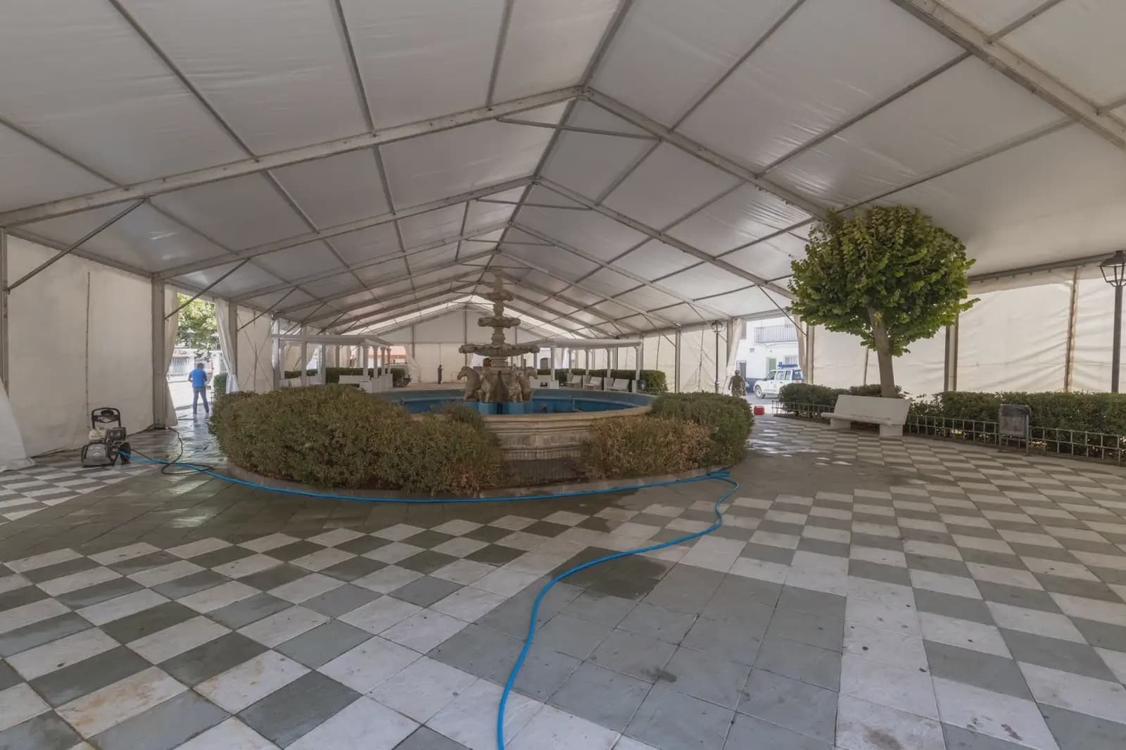 Halfvrijstaande villa te koop in Zafarraya met garage - € 135.000 (Ref: 9837261)