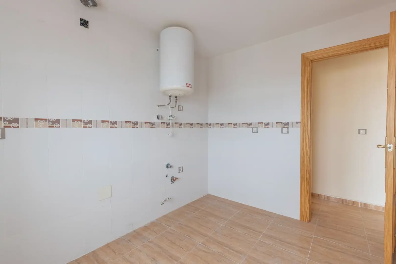 Apartamento para venda em Guevejar com garagem - 115 000 € (Ref: 9837262)