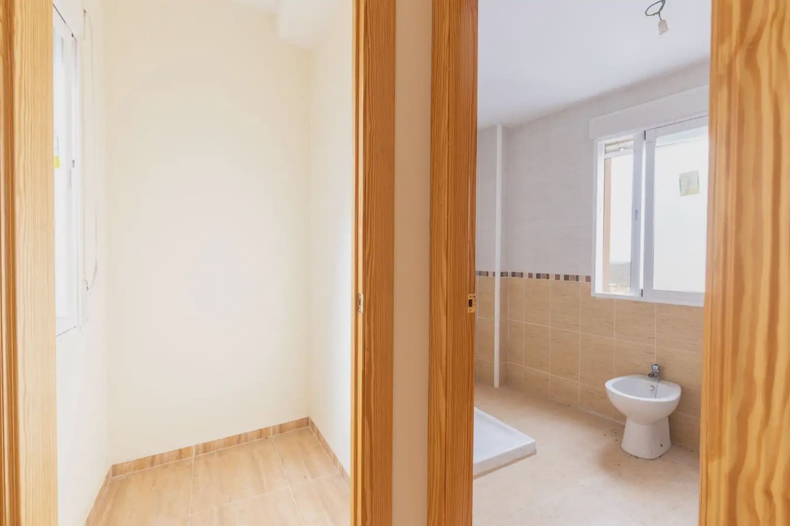 Apartamento para venda em Guevejar com garagem - 115 000 € (Ref: 9837262)