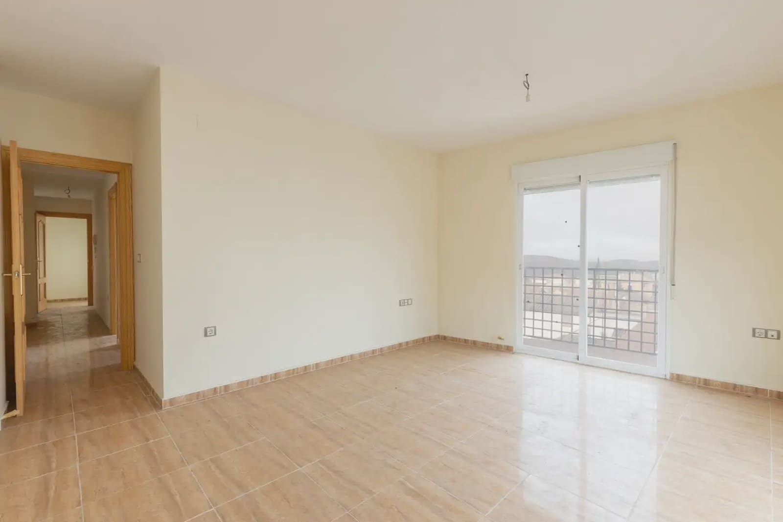 Apartamento para venda em Guevejar com garagem - 115 000 € (Ref: 9837262)