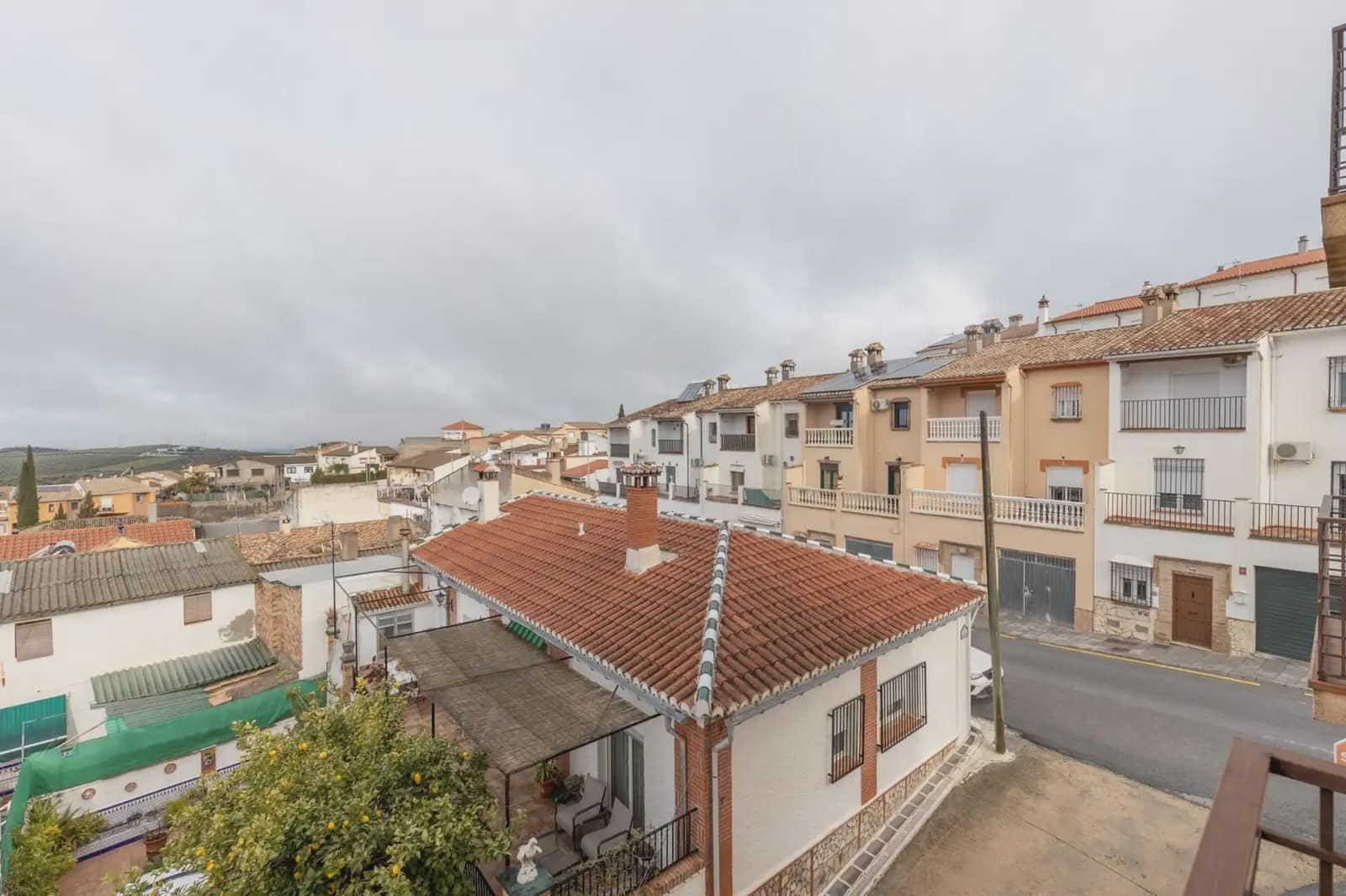 Apartamento para venda em Guevejar com garagem - 115 000 € (Ref: 9837262)