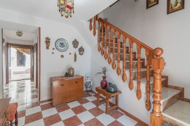 Dom na sprzedaż w Illora - 72 000 € (Ref: 9837264)