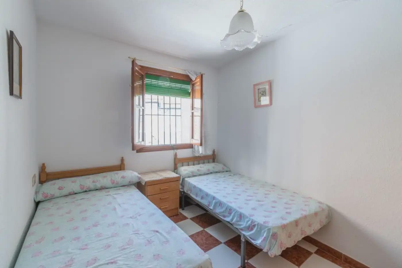 Townhouse for sale in Illora - € 72,000 (Ref: 9837264)