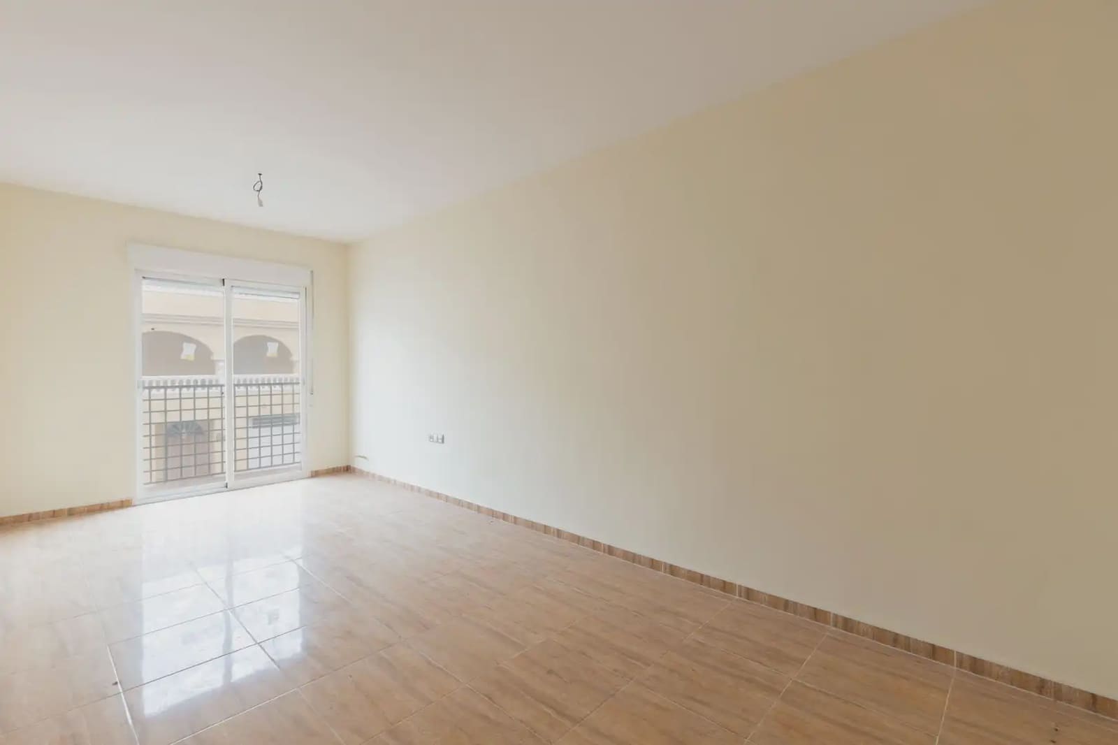 Lejlighed til salg i Guevejar med garage - € 125.000 (Ref: 9837265)