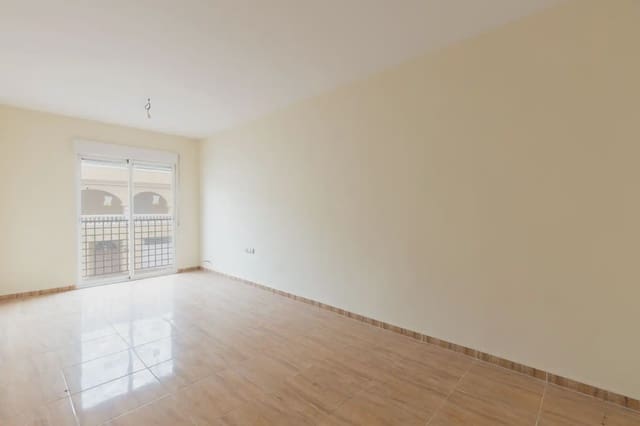 Leilighet til salgs i Güevéjar med garasje - € 125 000 (Ref: 9837265)