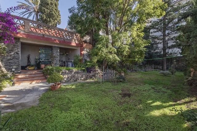 Villa te koop in La Herradura, Almuñécar met zwembad garage - € 1.350.000 (Ref: 9837267)