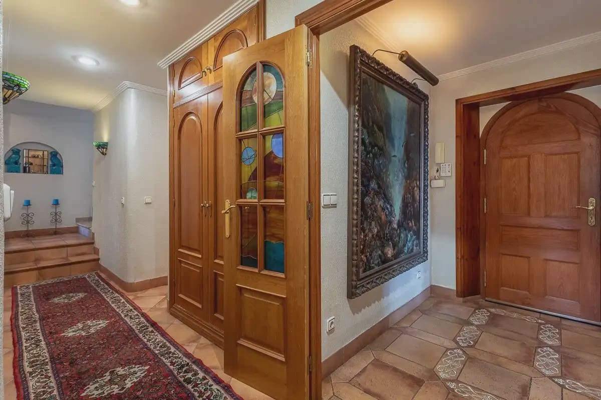 Villa for sale in Almunecar with pool garage - € 1,350,000 (Ref: 9837267)