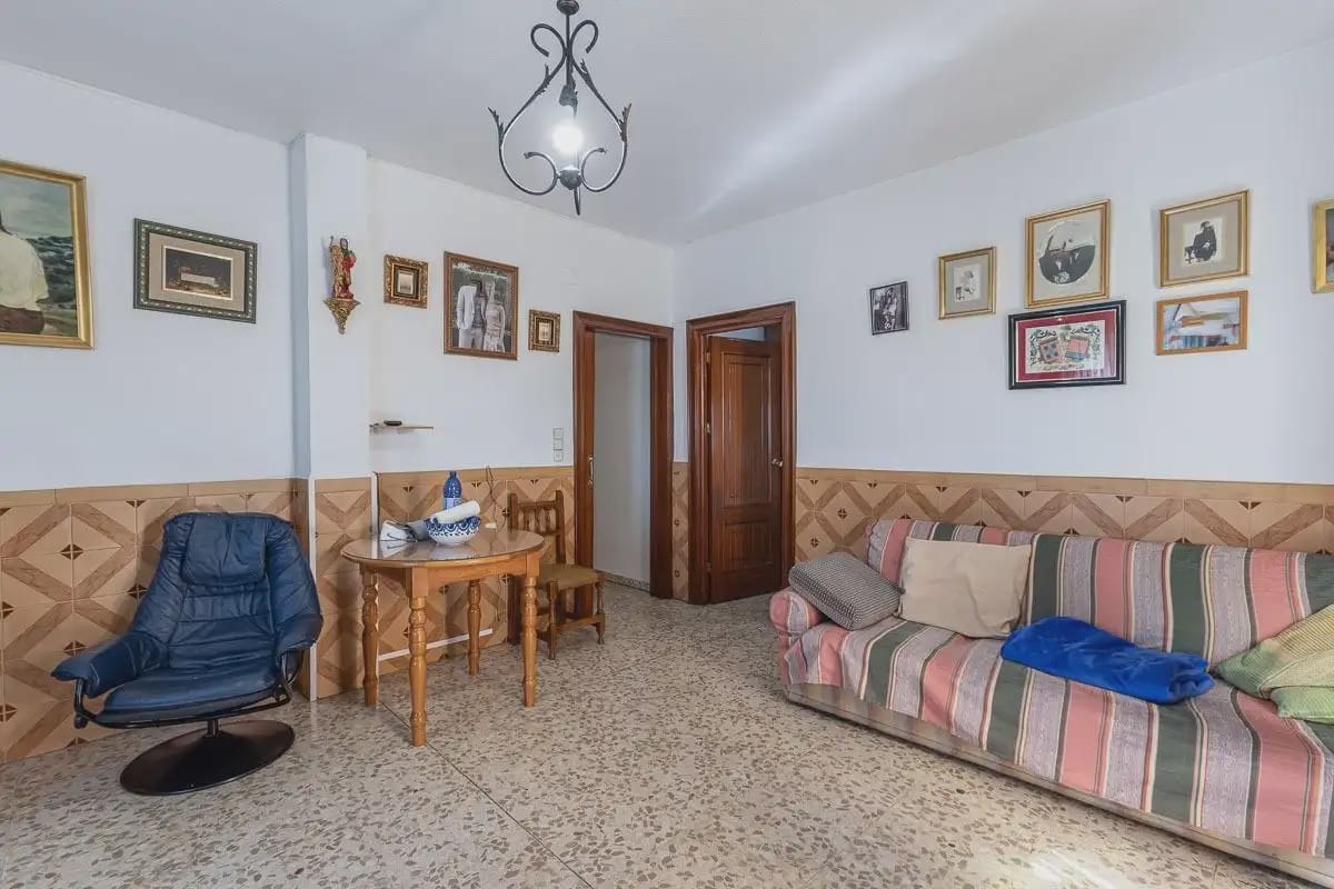 Kommersiell til salgs i Atarfe - € 450 000 (Ref: 9837268)