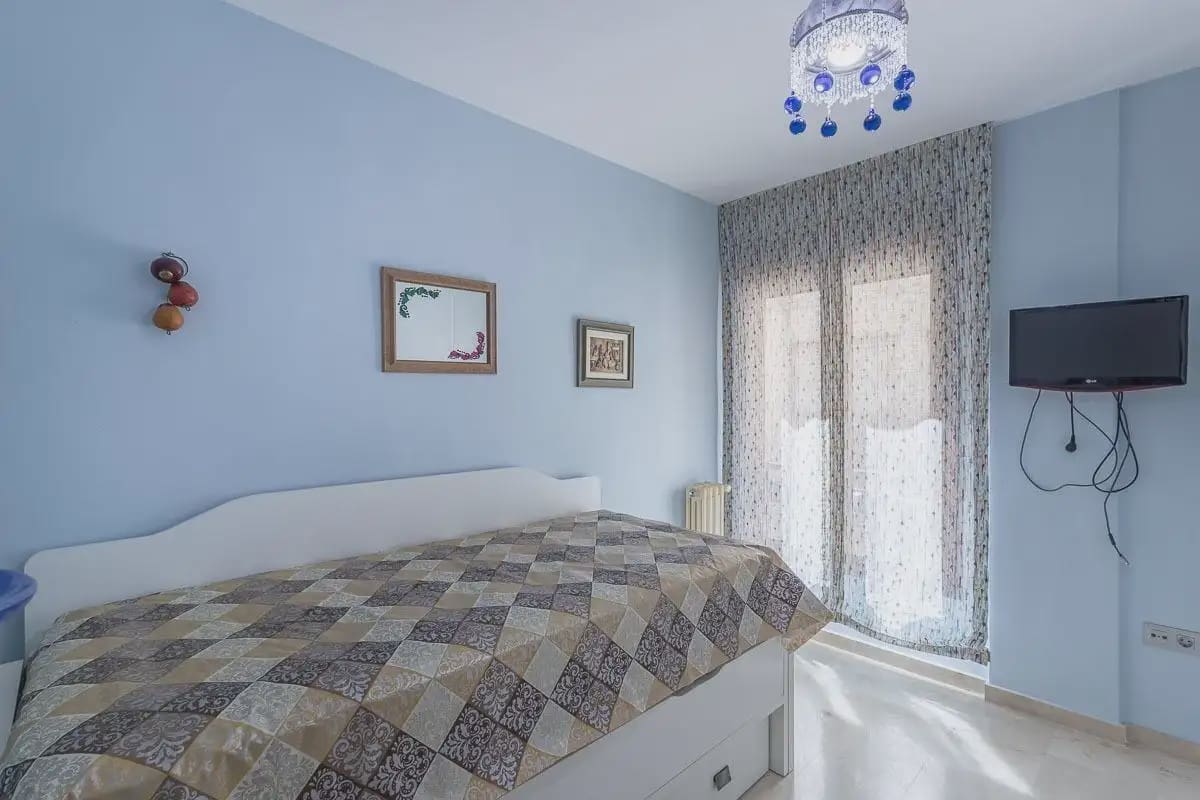 Leilighet til salgs i Granada by med garasje - € 395 000 (Ref: 9837269)