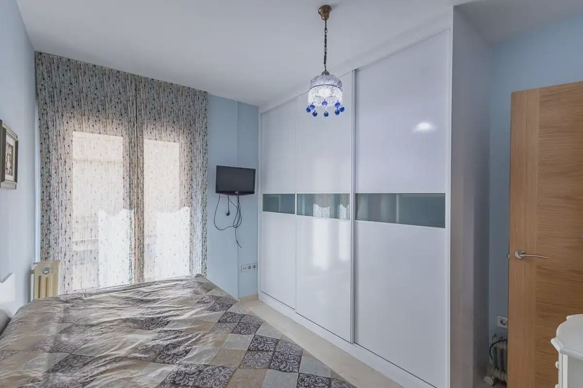 Leilighet til salgs i Granada by med garasje - € 395 000 (Ref: 9837269)