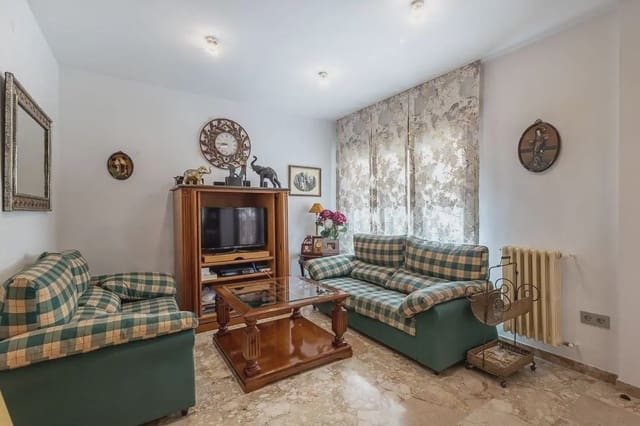 Leilighet til salgs i Centro - Sagrario, Granada by med garasje - € 395 000 (Ref: 9837269)