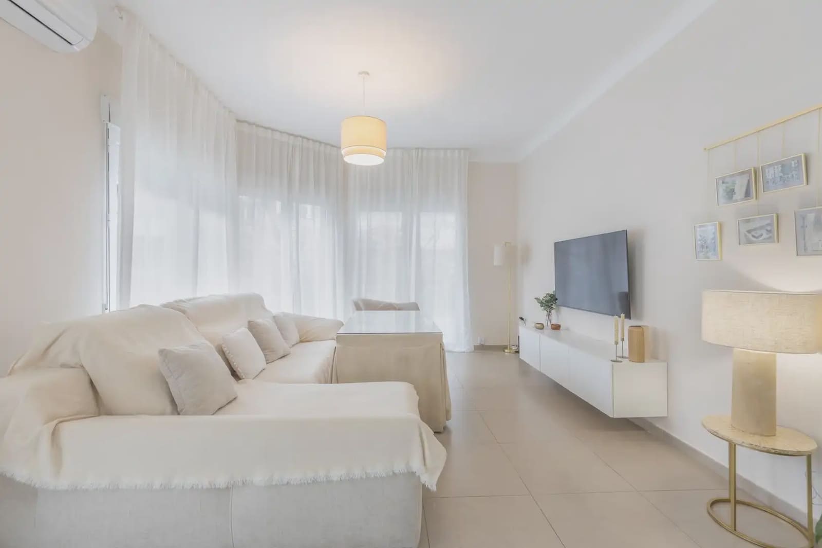 Flat for sale in Granada city - € 499,000 (Ref: 9837270)