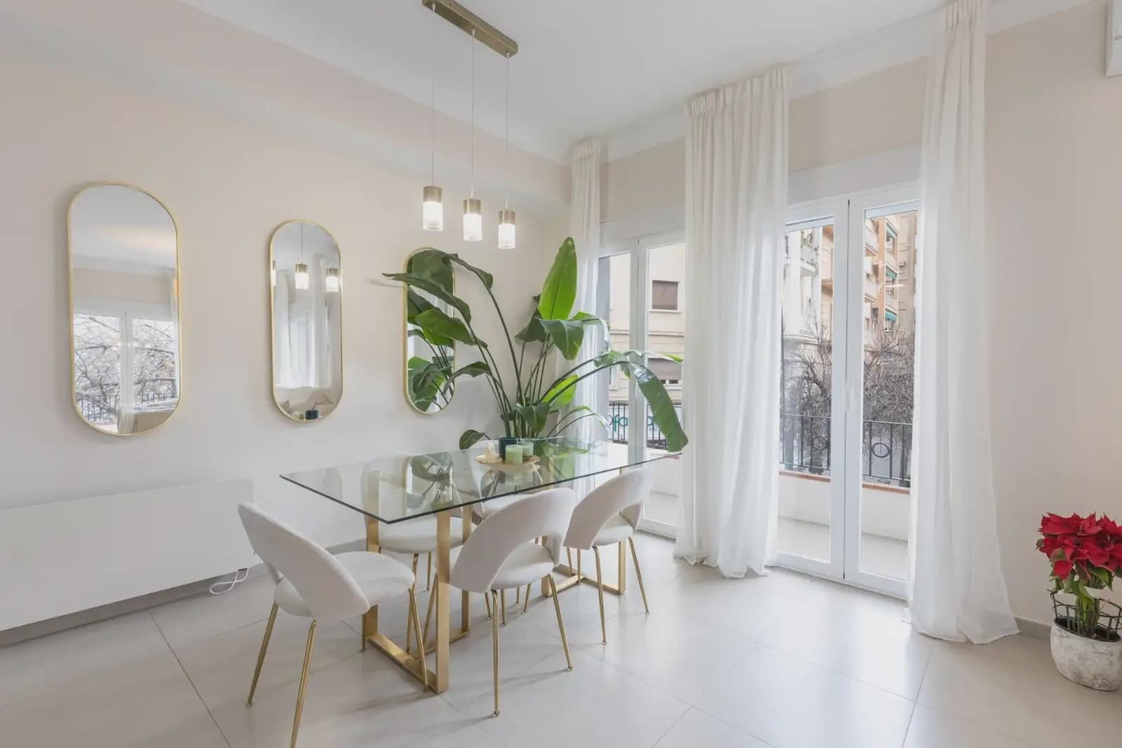 Flat for sale in Granada city - € 499,000 (Ref: 9837270)