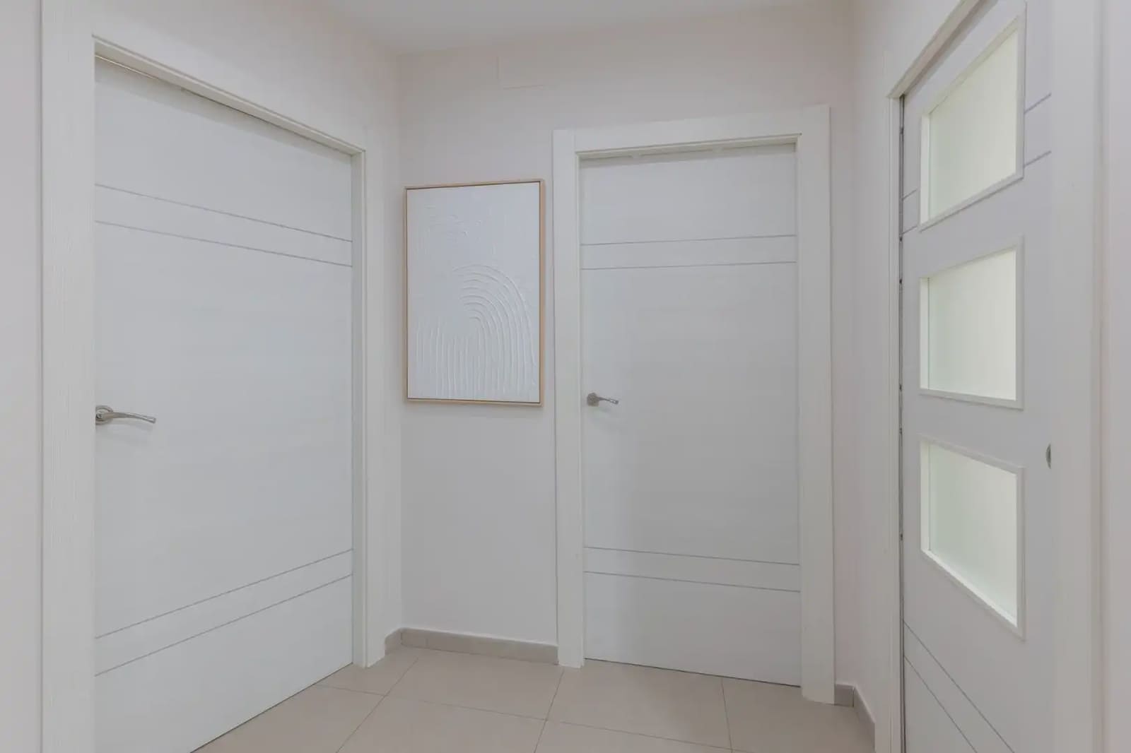 Flat for sale in Granada city - € 499,000 (Ref: 9837270)
