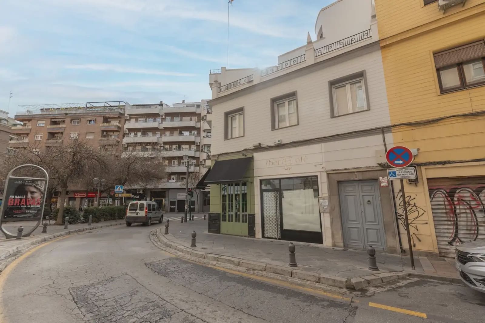 Flat for sale in Granada city - € 499,000 (Ref: 9837270)