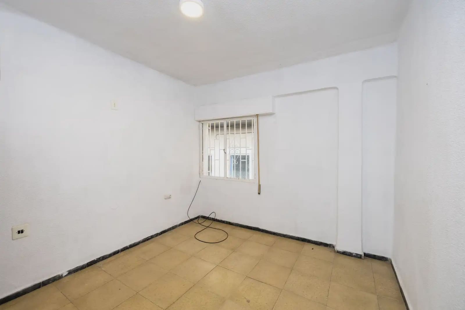 Mieszkanie na sprzedaż w Miasto Grenada - 230 000 € (Ref: 9837271)