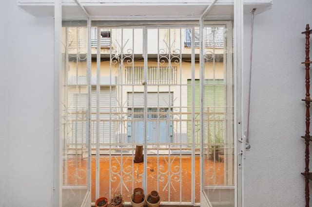 Leilighet til salgs i San Matías - Realejo, Granada by - € 230 000 (Ref: 9837271)