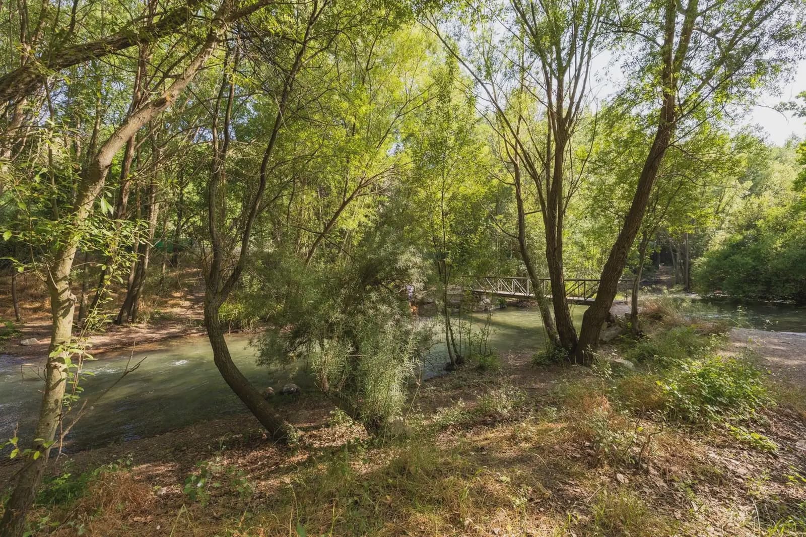 Grunde uden byggetilladelser til salg i Pinos Genil - € 138.000 (Ref: 9837273)